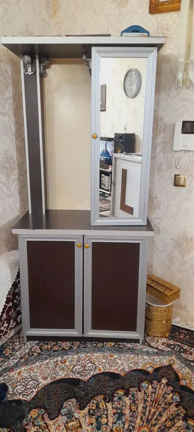 جاکفشی|جاکفشی، کمد، دراور|پاکدشت, شهرک امام رضا|دیوار