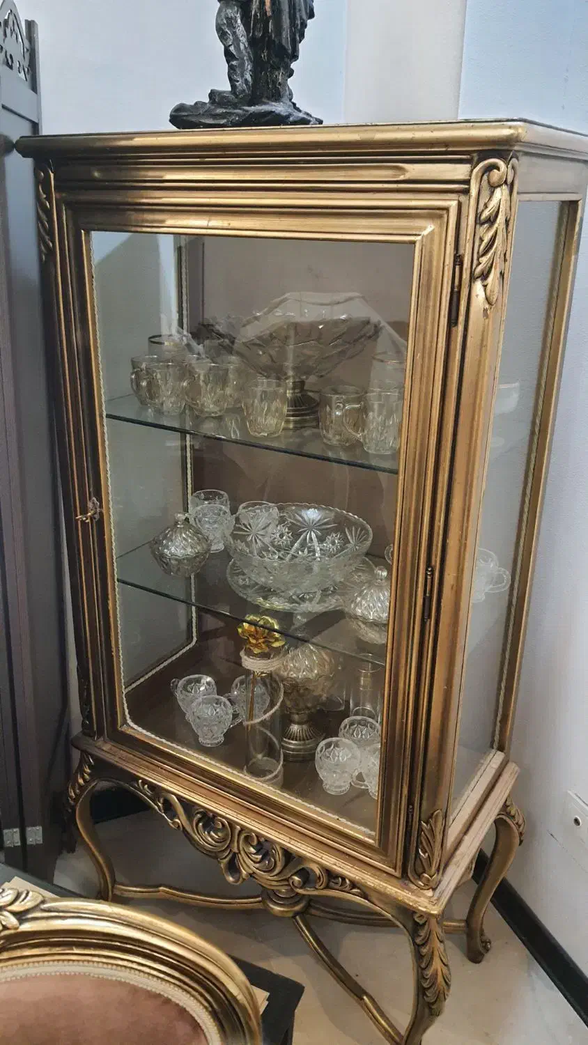 مبل و میز ناهار خوری و بوفه و میز وسط|مبلمان خانگی و میز عسلی|کیش, |دیوار