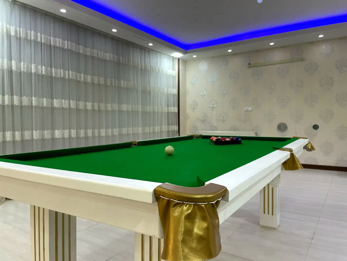 کد007/اجاره ویلا استخر آبگرم ۴ خواب /بیلیارد|اجارهٔ کوتاهمدت ویلا و باغ|شیراز, گویم|دیوار