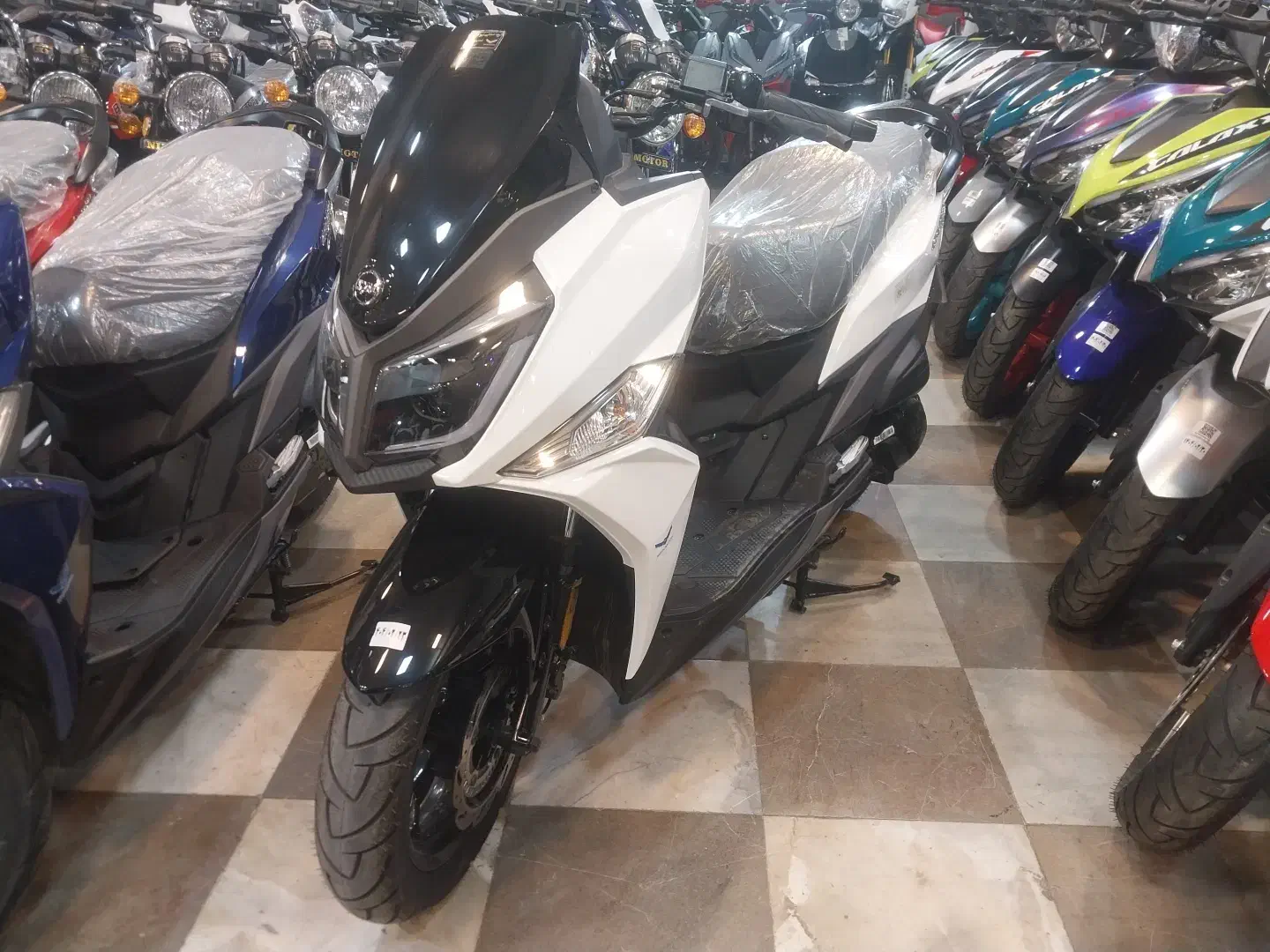 موتورسیکلت|موتورسیکلت|اصفهان, شاهد|دیوار