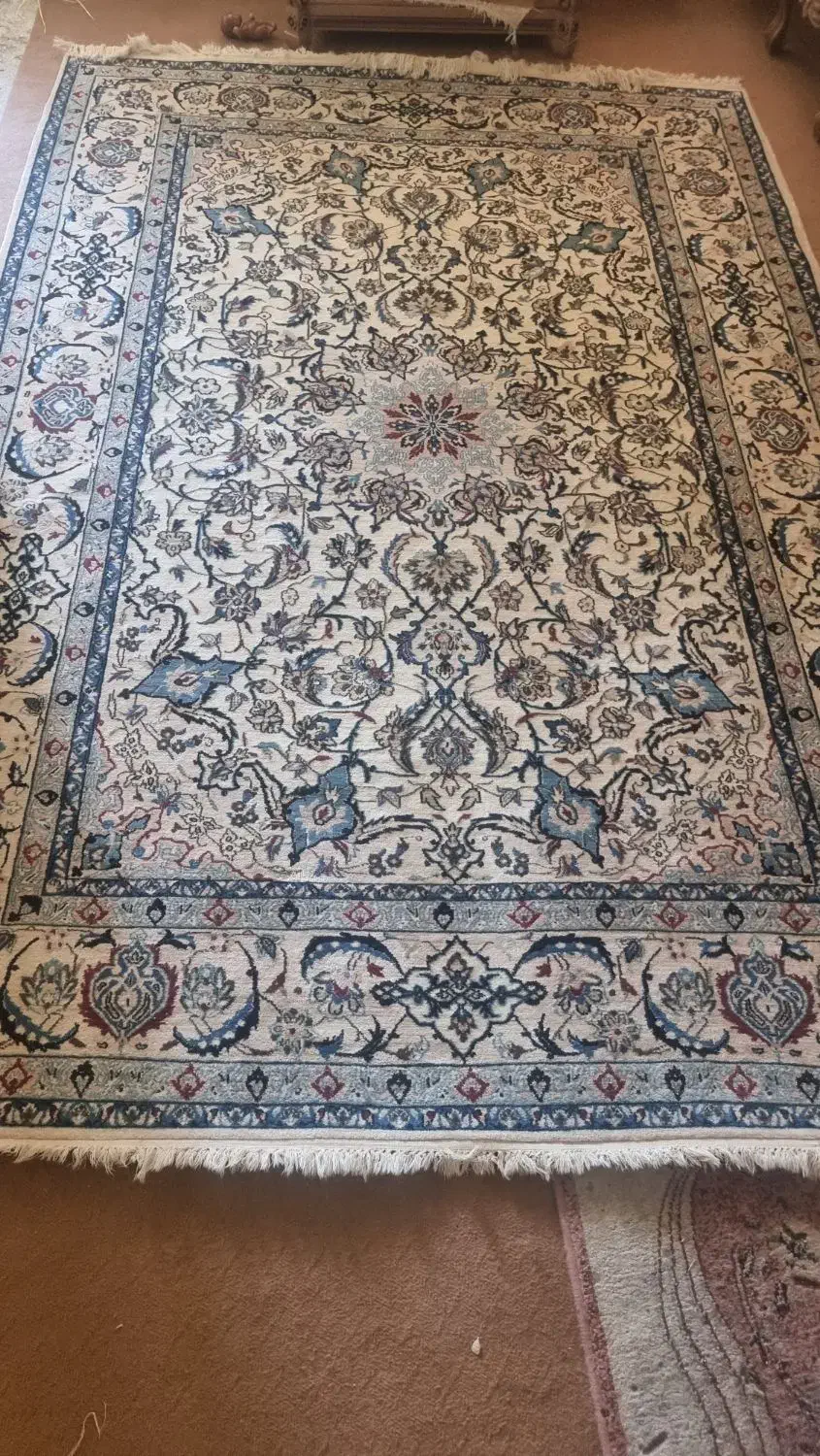 قالی ۶ متری دست بافت|فرش|شاهین‌شهر, شهرک ردانی پور|دیوار