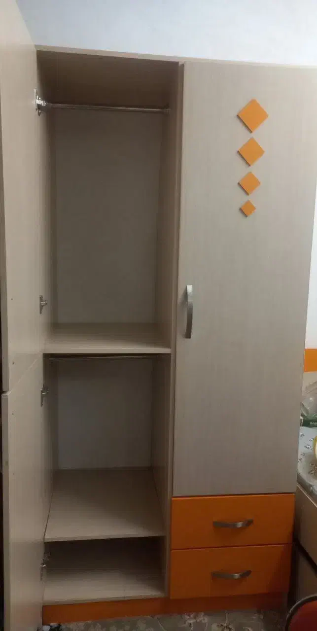 کمد نوجوان قیمت توافقی|تخت و سرویس خواب|کرج, خلج آباد|دیوار