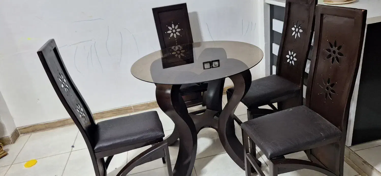 میز غذاخوری|میز و صندلی غذاخوری|لنجان, |دیوار