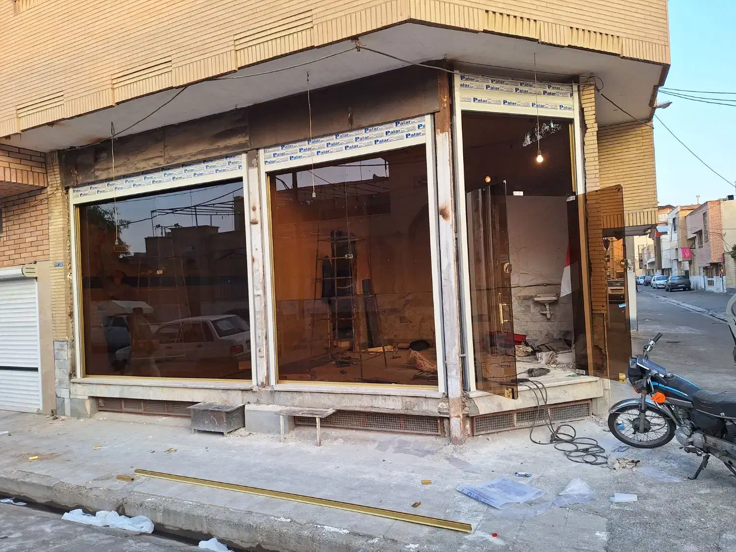 شیشه سکوریت کرکره برقی درب‌های یو پی نرده استیل|خدمات پیشه و مهارت|قم, بکایی|دیوار