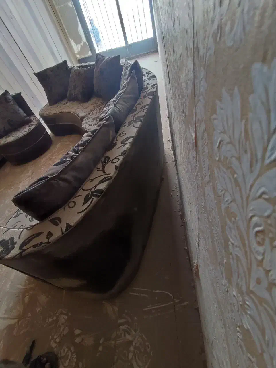 مبل ۷ نفره و ساب باکس|مبلمان خانگی و میز عسلی|زهک, |دیوار