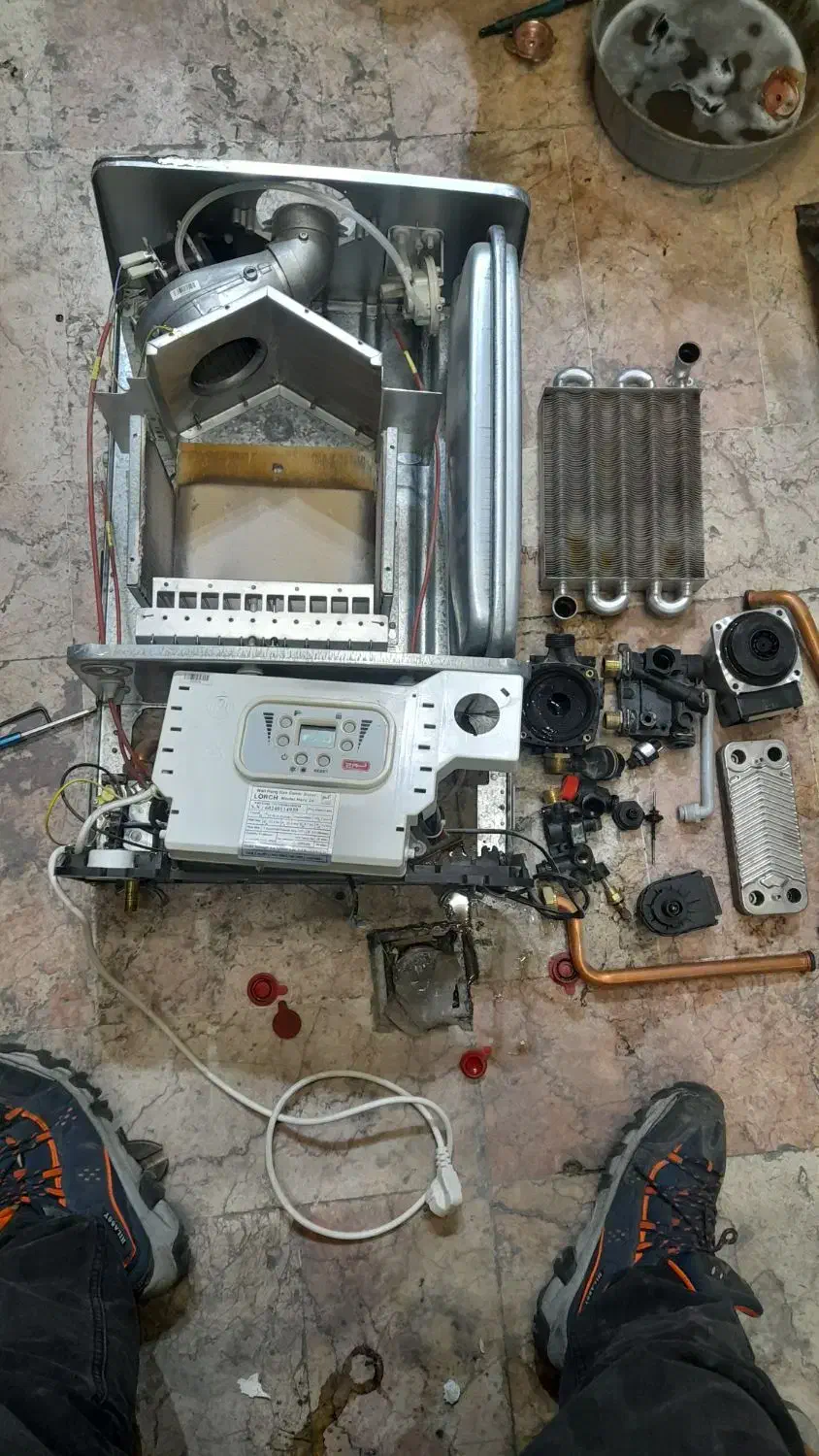 تعمیر وسرویس تخصصی پکیچ ابگرمکن بخاری|آبگرمکن، پکیج، شوفاژ|مشهد, کوثر|دیوار