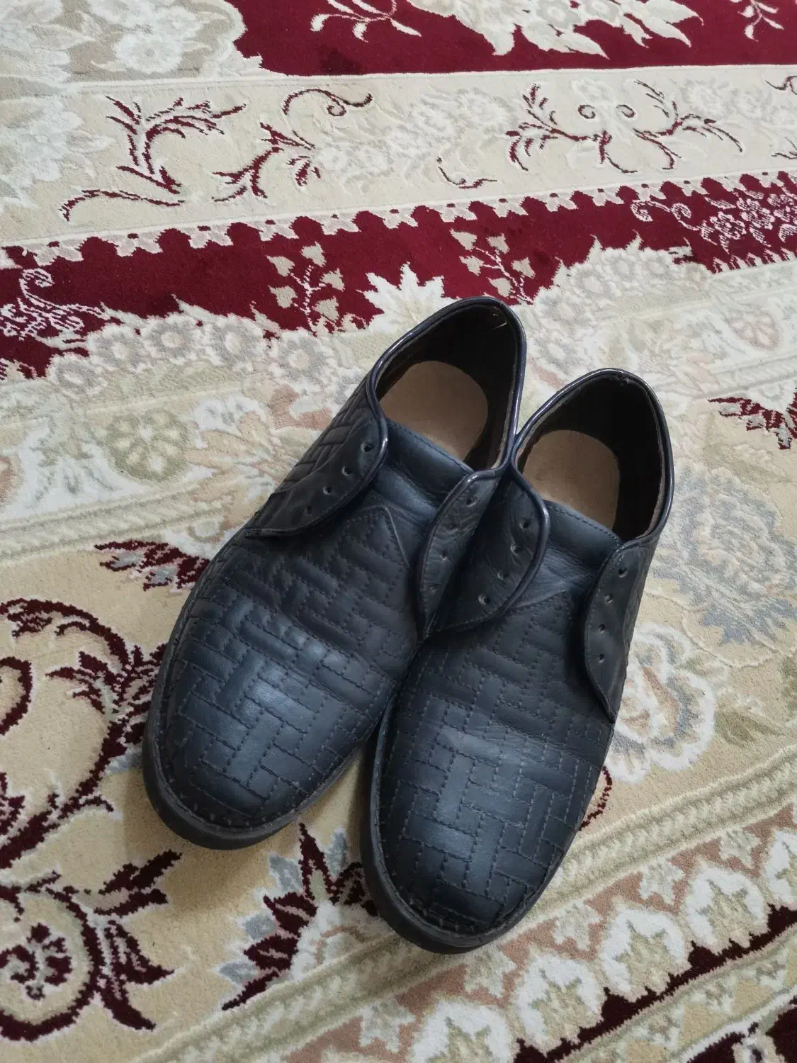 کفش|کیف، کفش، کمربند|نجف‌آباد, باهنر|دیوار