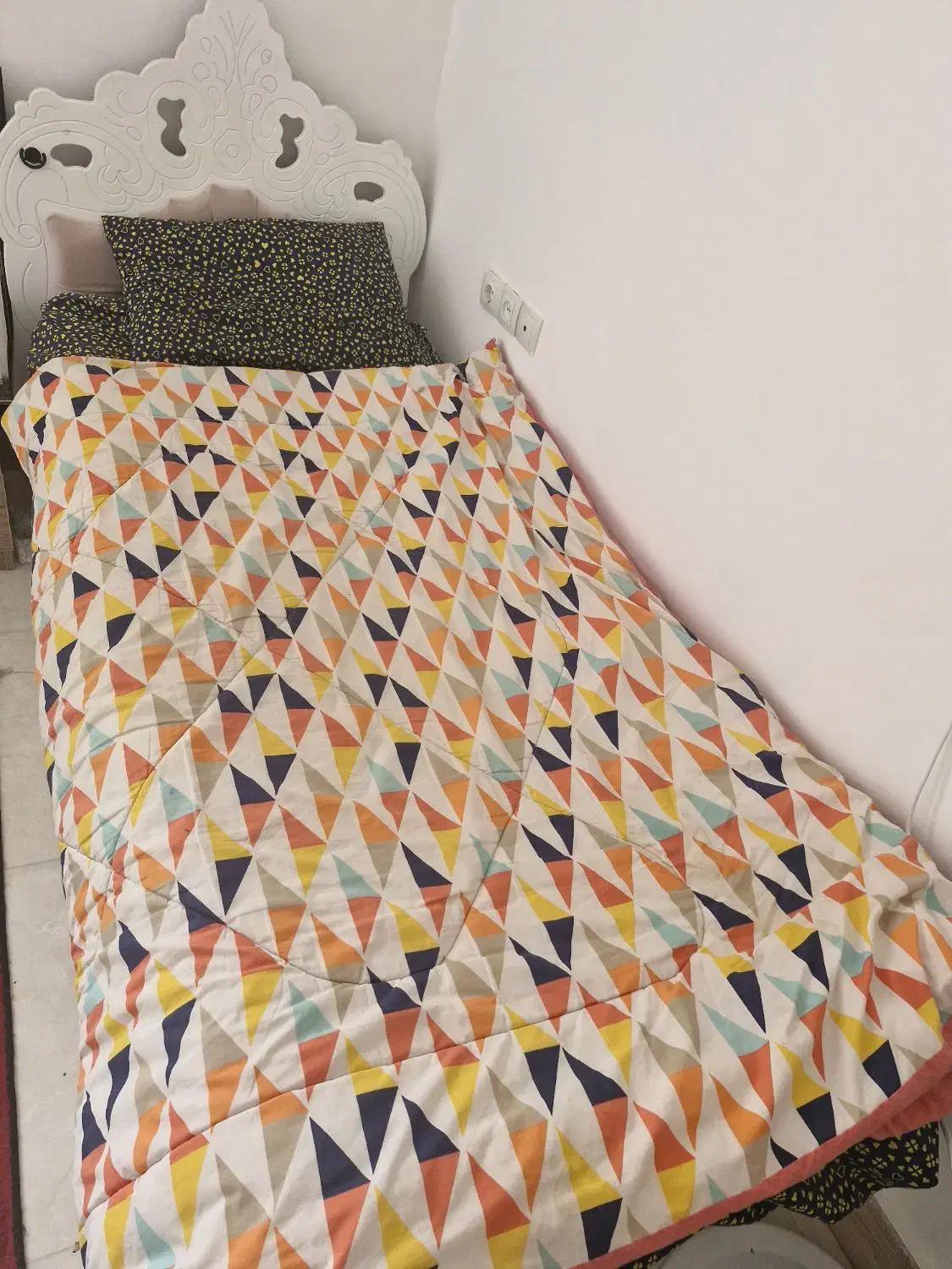 تخت نوجوان سالم و نو|تخت و سرویس خواب|بندر کنگان, |دیوار