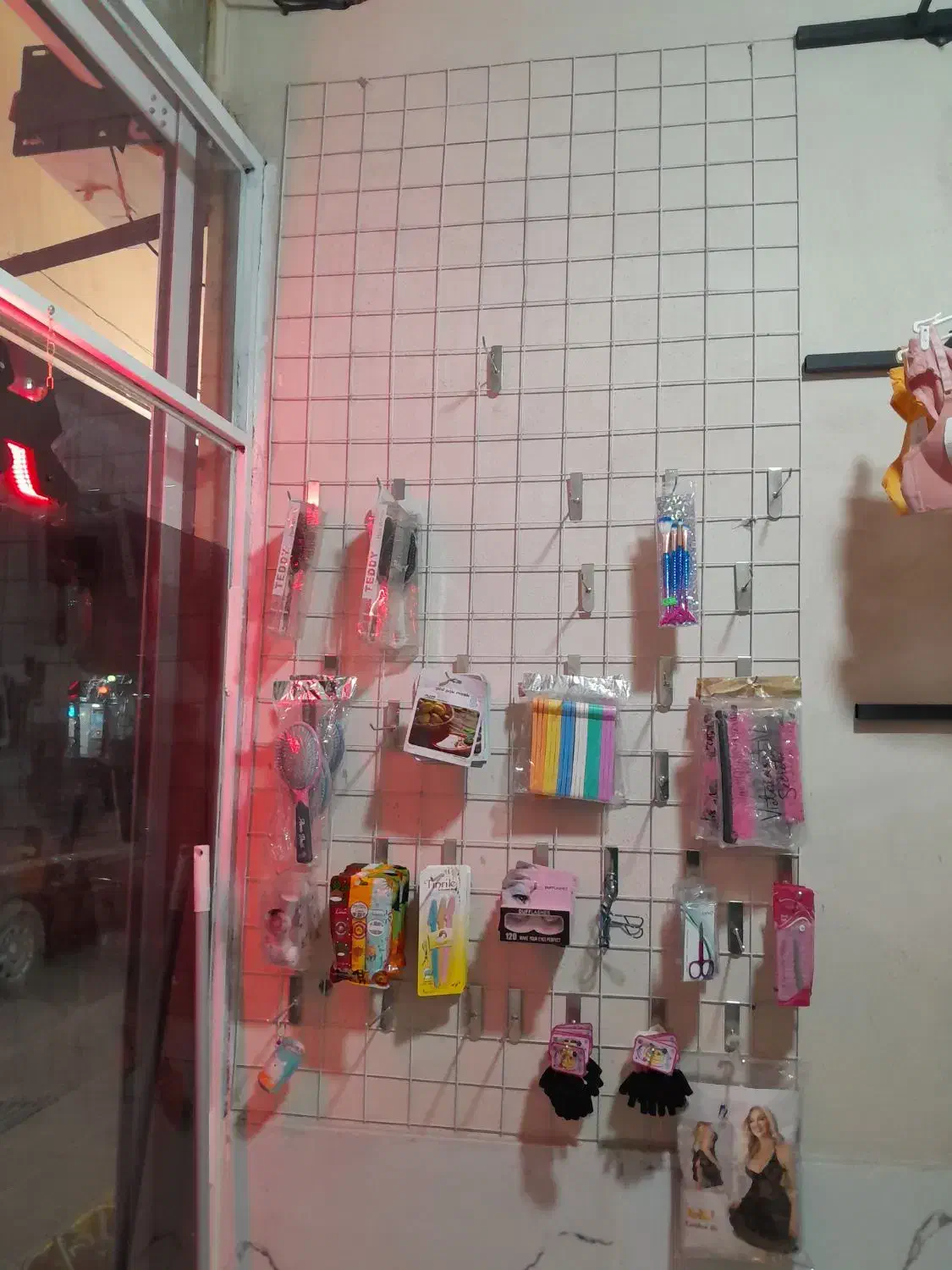 فروش استند و رگال و ویترین  فروش فوری|فروشگاه و مغازه|اراک, |دیوار