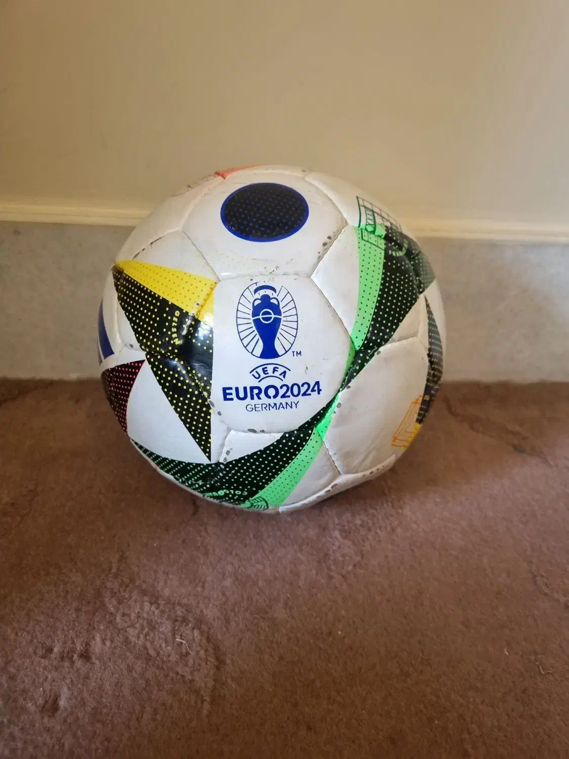 توپ یورو|ورزشهای توپی|اصفهان, دشتستان|دیوار