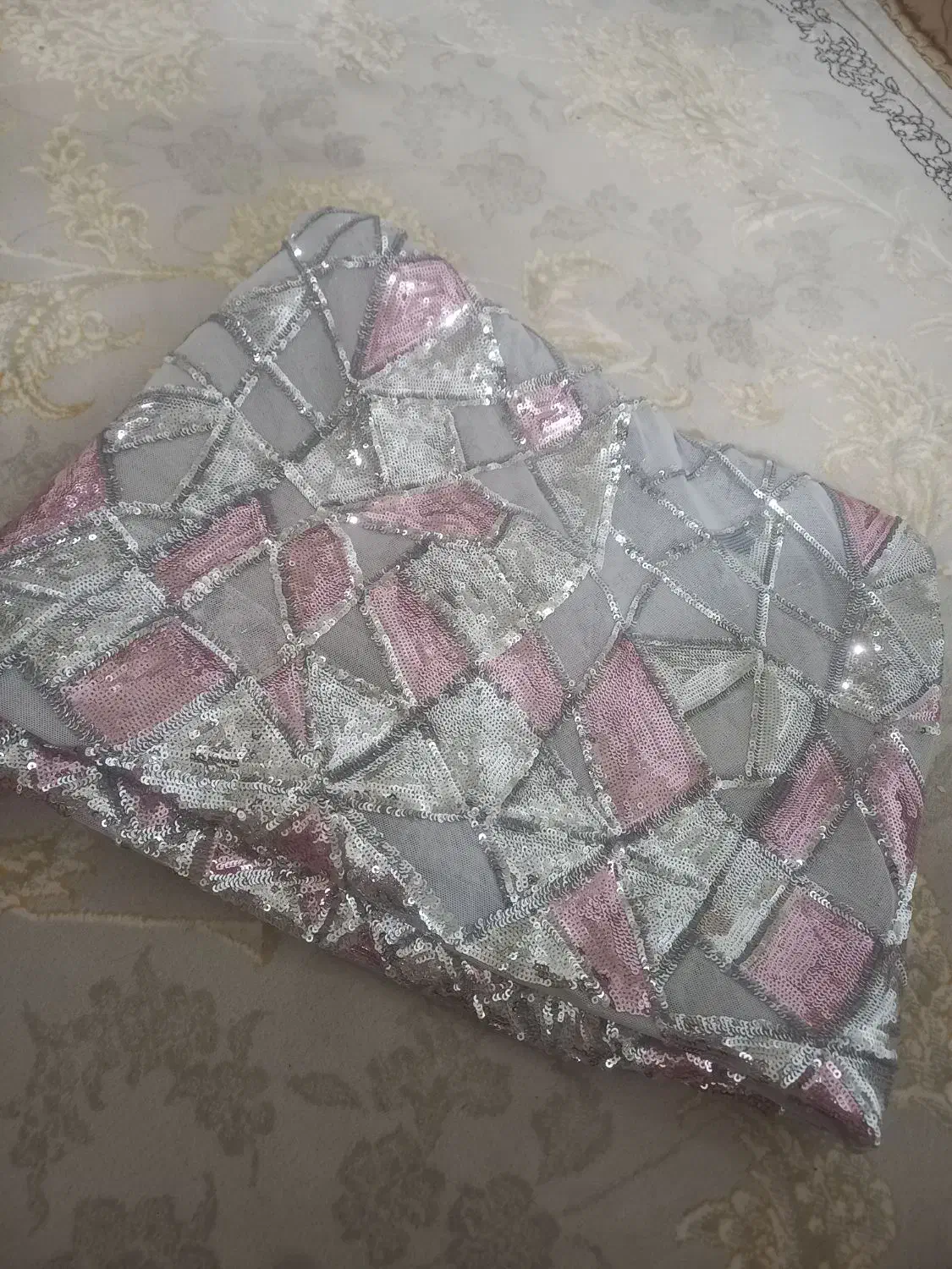 پارچه|لباس|کاشان, درب زنجیر|دیوار