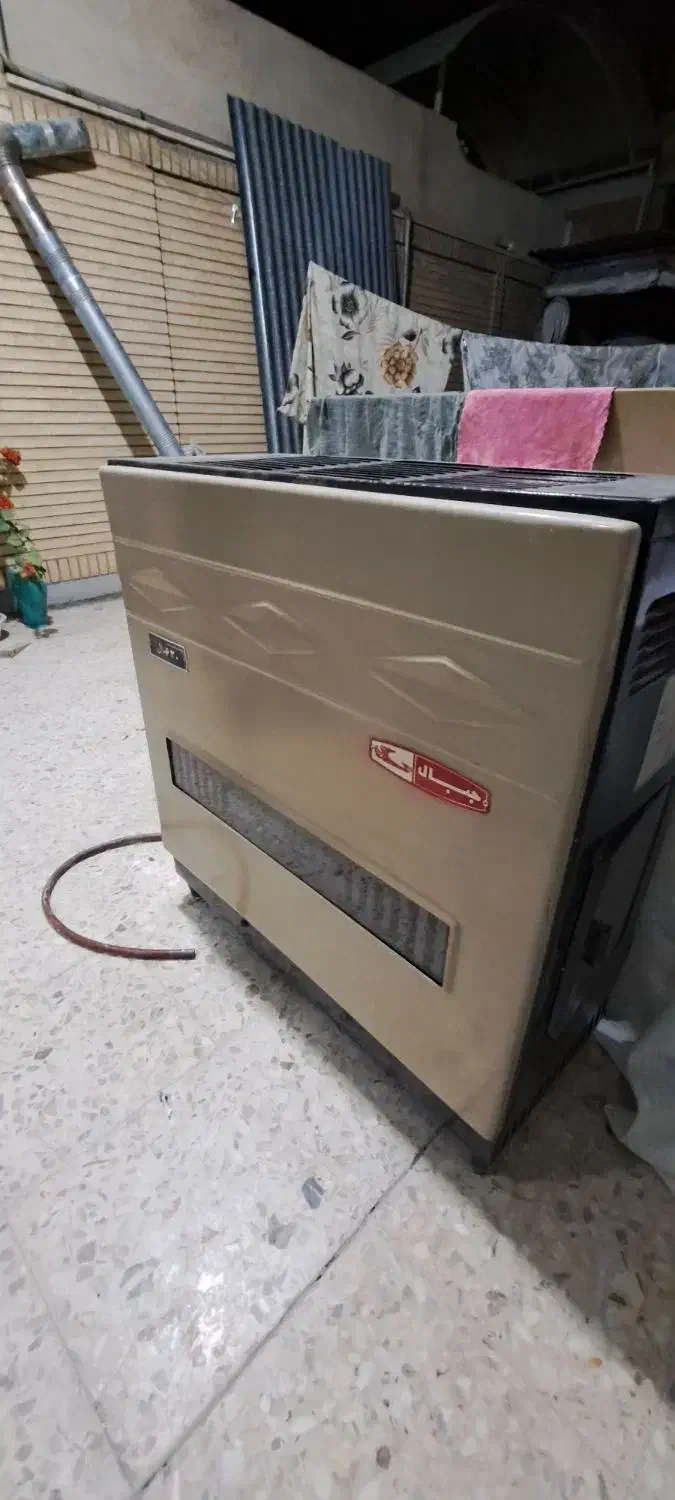 بخاری گازی ۷۵۰۰|بخاری، هیتر، شومینه|اصفهان, سودان|دیوار