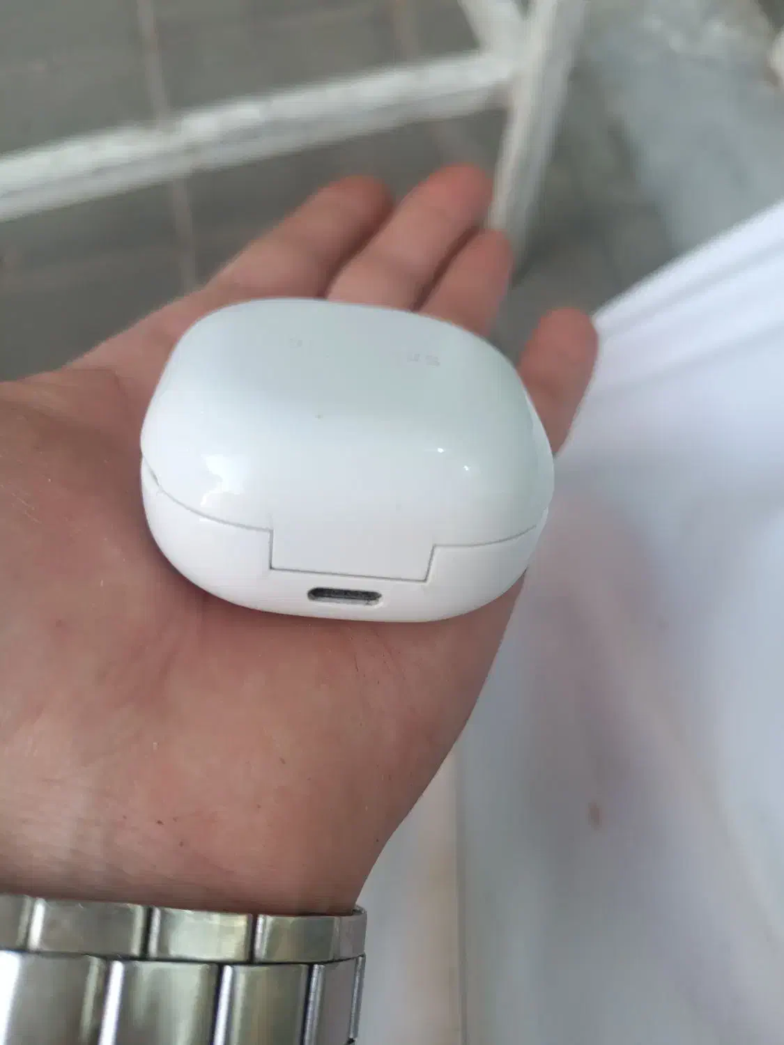 ایرپاد ویتنام|لوازم جانبی موبایل و تبلت|اندیشه, اندیشه فاز ۱|دیوار