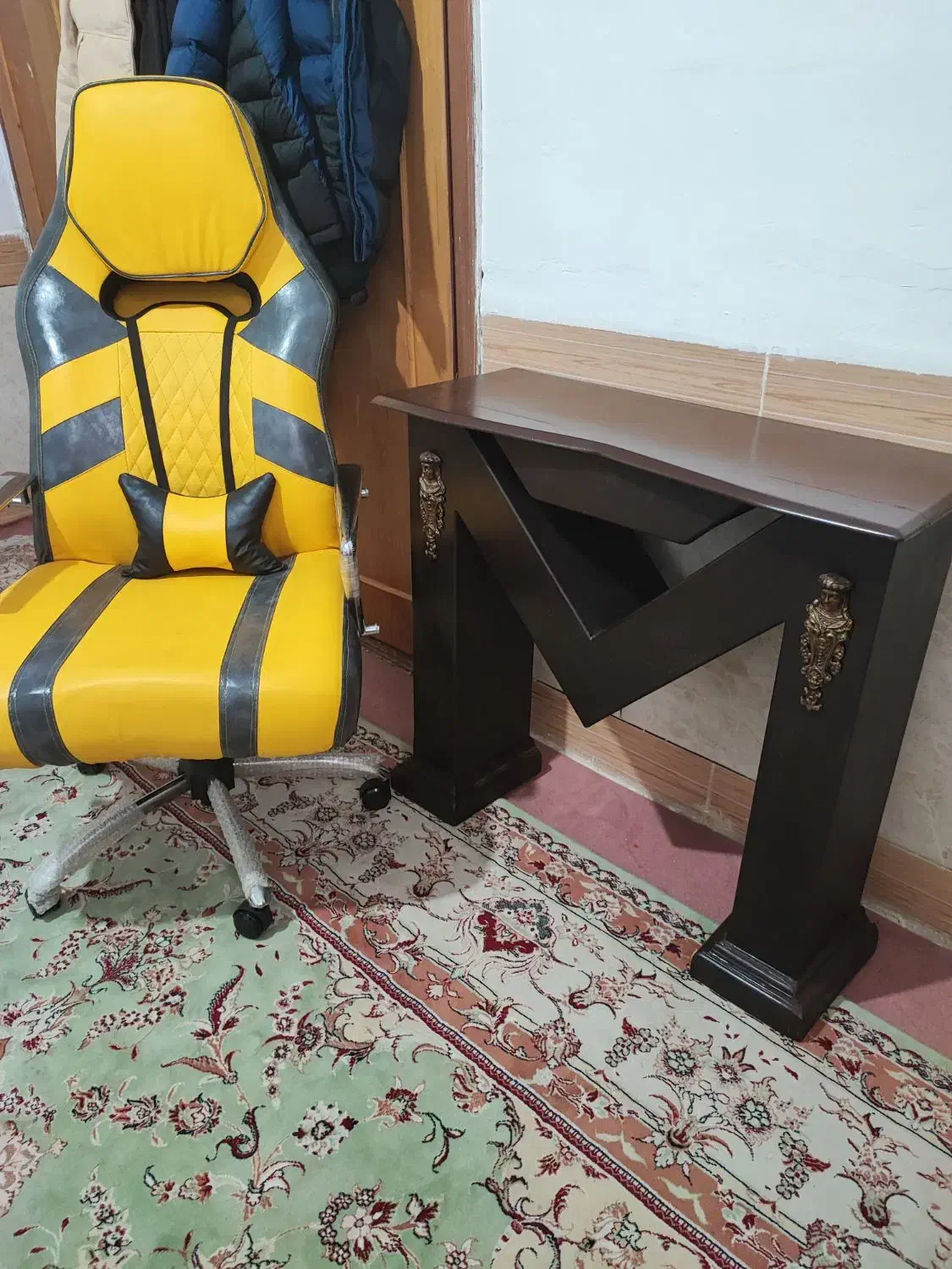 میزوصندلی کارمندی گردان کنفرانس مدیریتی سالن بازی|میز تحریر و کامپیوتر|شهرکرد, |دیوار