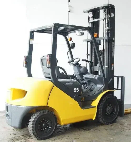 لیفتراک کوماتسو ۲.۵ دیزل ۲۰۱۵|خودرو سنگین|تهران, فتح|دیوار