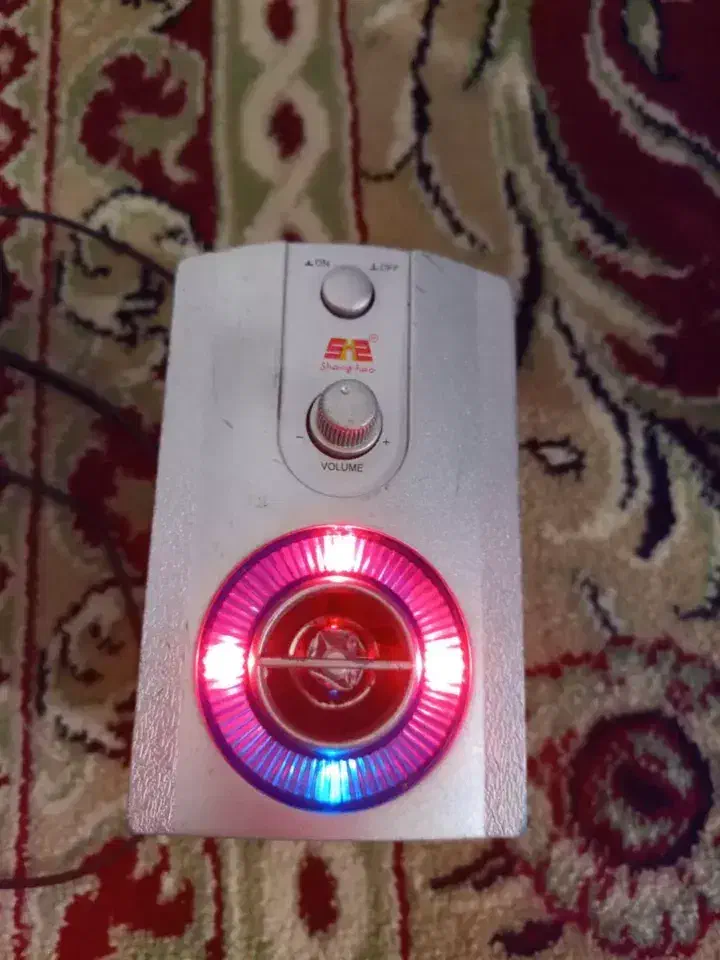 اسپیکر تفنگی و سیمی|پخشکننده همراه|مشهد, هفت تیر (نه دره)|دیوار