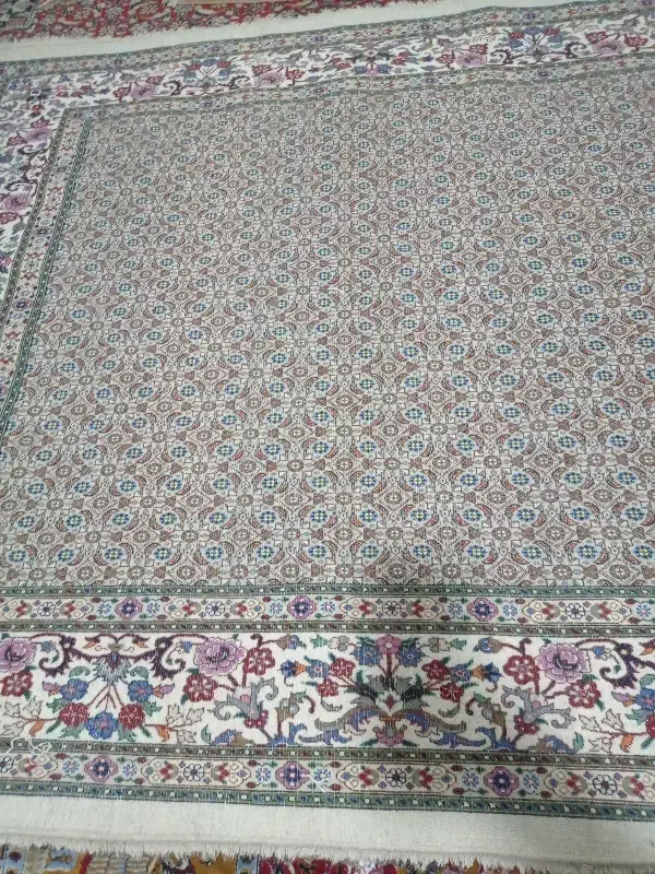 فروش فرش دستباف شش متری ریزماهی نو|فرش|قهستان, |دیوار