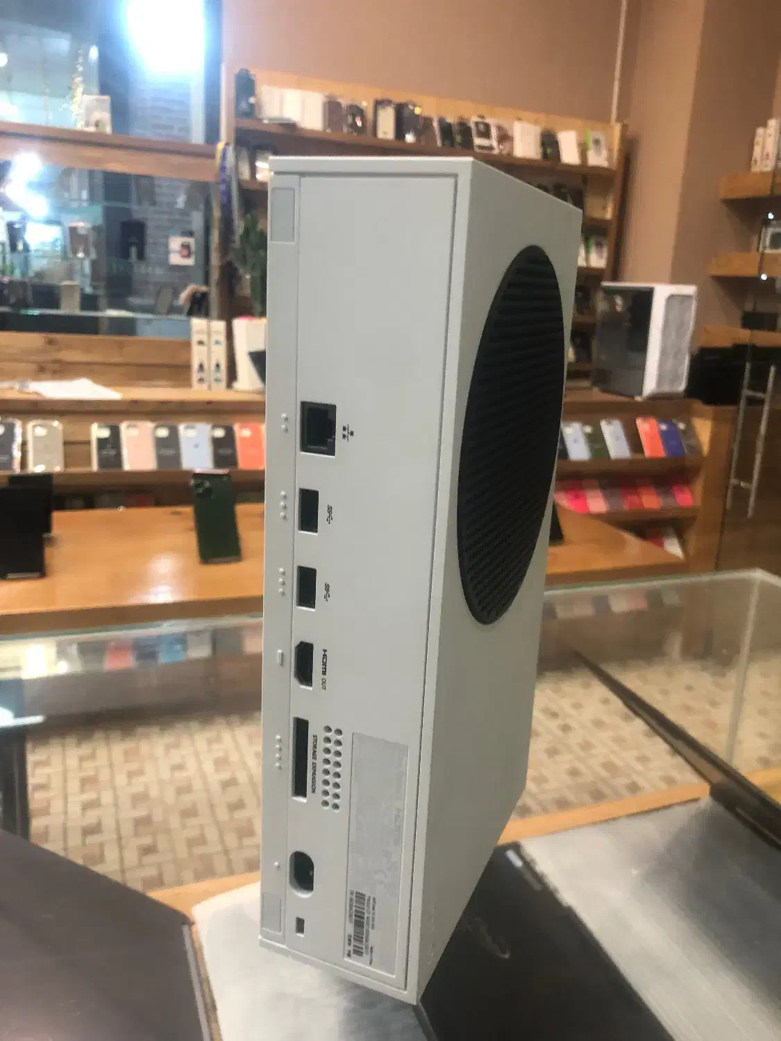 X box seri s|کنسول، بازی ویدئویی و آنلاین|اندیشه, اندیشه فاز ۴|دیوار