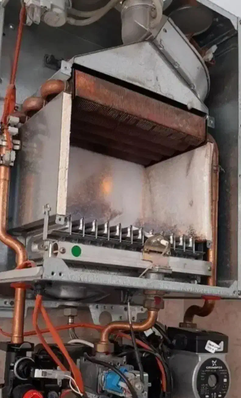 تعمیرات و نصب انواع پکیج و آبگرمکن نصب و تعمیر پمپ|خدمات پیشه و مهارت|تهران, سهروردی|دیوار