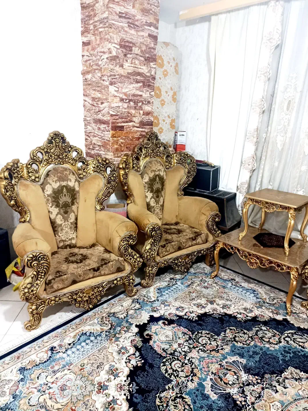 مبل 7 نفره سلطنتی|مبلمان خانگی و میز عسلی|محمدشهر, سیدآباد|دیوار
