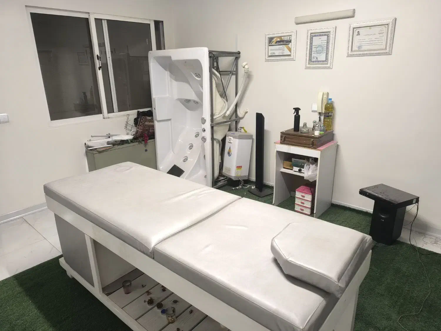 جکوزی 2نفره.تخت ماساژ.ابگرمکن|آرایشی، بهداشتی، درمانی|اصفهان, هزارجریب|دیوار