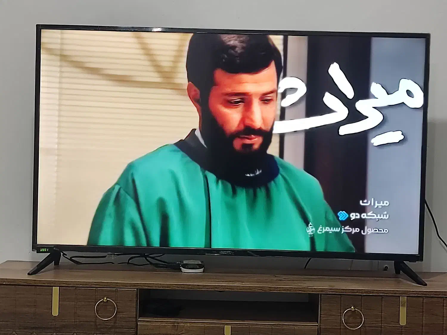 ال ای دی|تلویزیون و پروژکتور|نیشابور, باغرود|دیوار