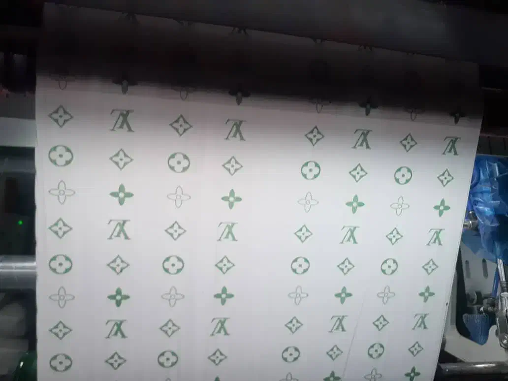 فروش تناژی طاقه سفره یکبار مصرف و رول شده|ظروف نگهدارنده، پلاستیکی، یک‌بارمصرف|نجف‌آباد, هفده شهریور|دیوار