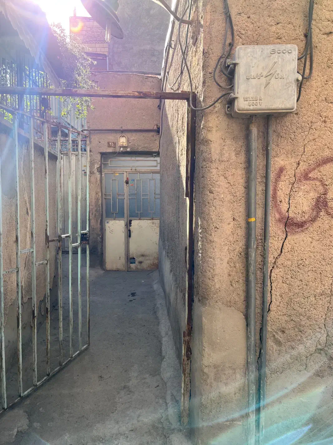 مسکونی ۳نبش، با مجوز تجاری|فروش خانه و ویلا|نیشابور, محله میدان باغات|دیوار