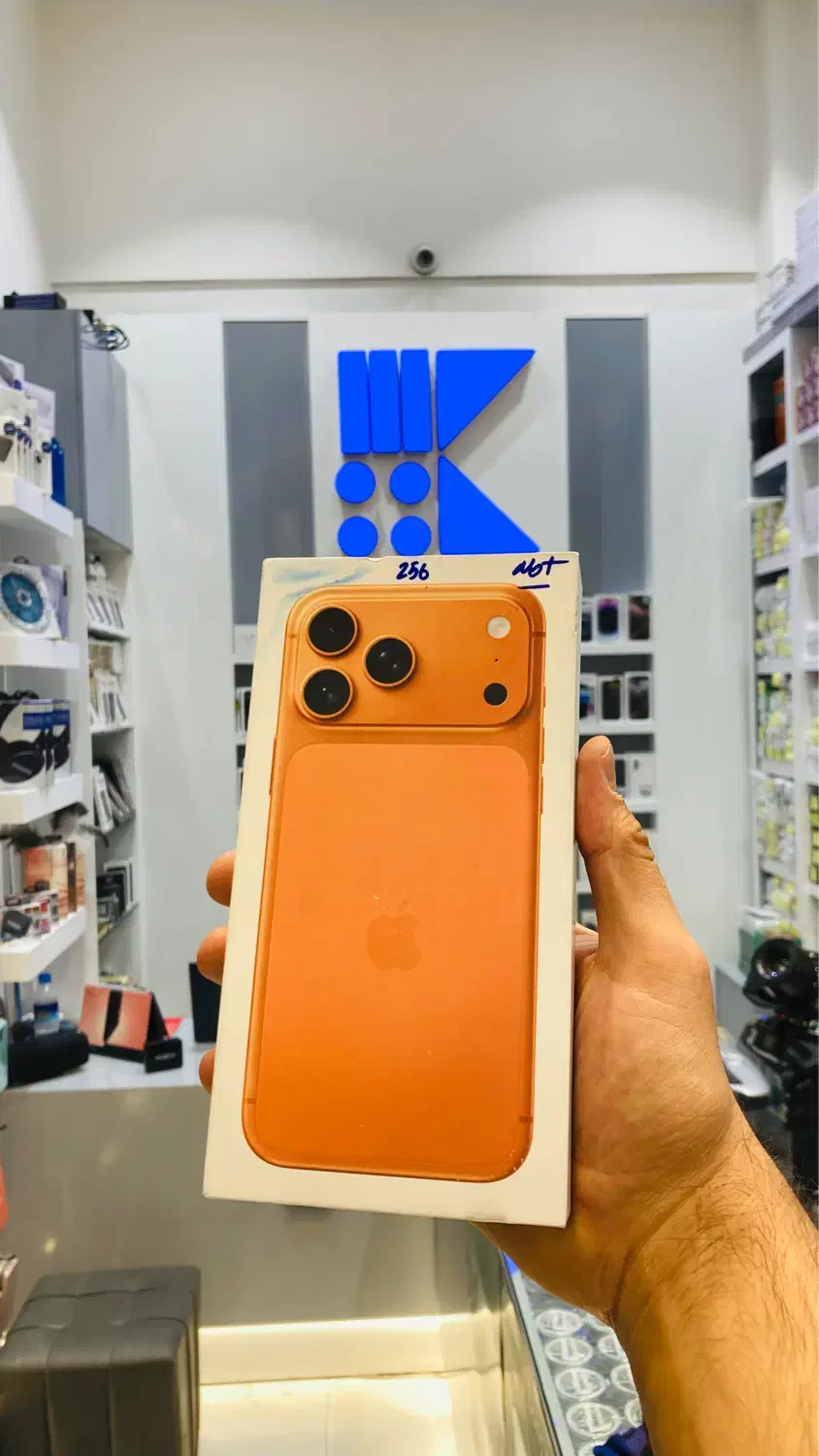 اپل iphone 17 Pro Max ZAA با حافظه 256 گیگابایت|موبایل|تهران, صادقیه|دیوار