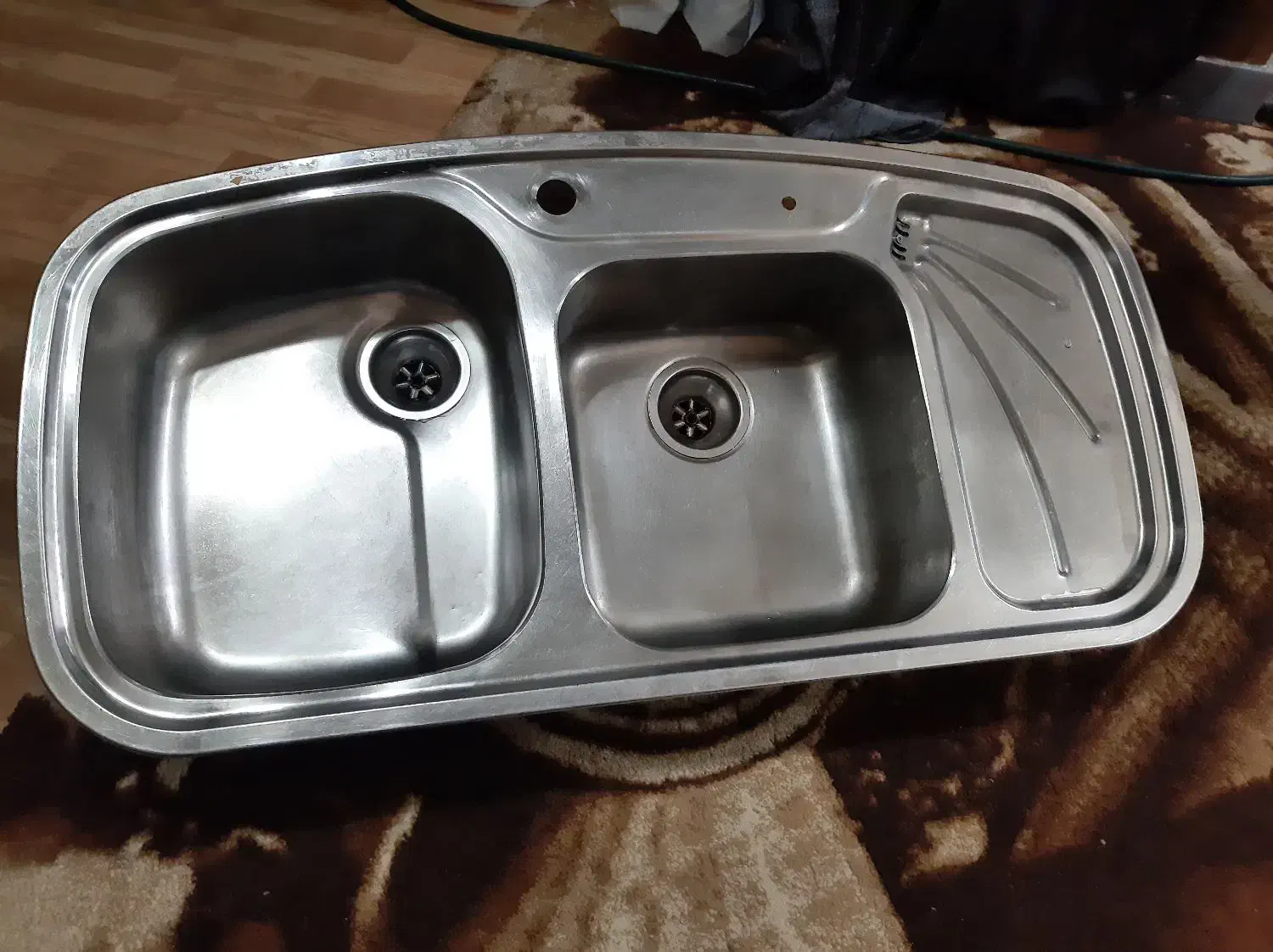 یک عدد سینک کارکرده تمیز|آب‌چکان و نظم‌دهنده ظروف|اهواز, آسیاباد|دیوار