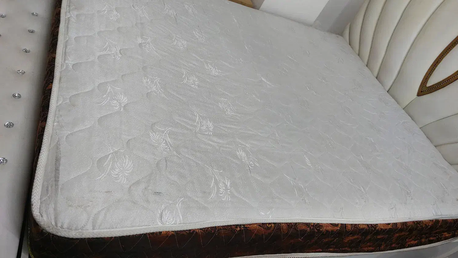 تشک تخت دونفره|تشک تختخواب|قرق, |دیوار