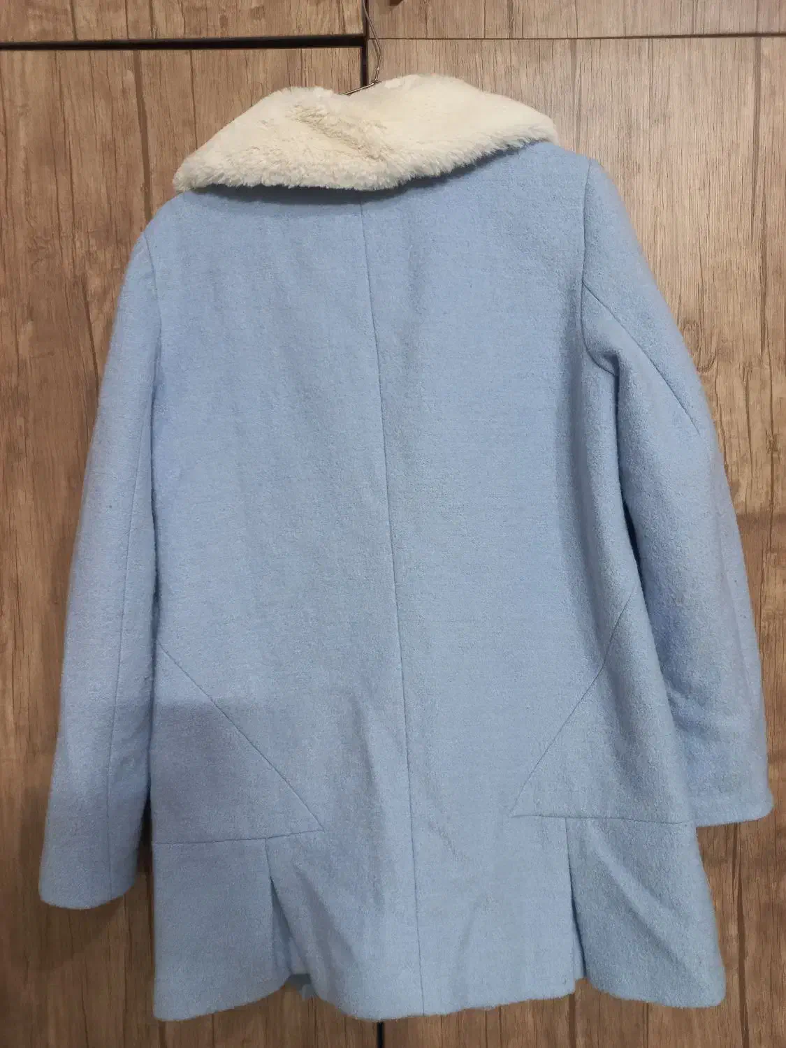 پالتو دخترانه یقه خز|لباس|شاهین‌شهر, عطار|دیوار