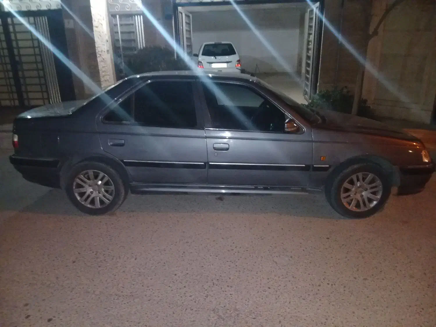 پارس ۹۸ اتومات|خودرو سواری و وانت|قم, نوقطار|دیوار