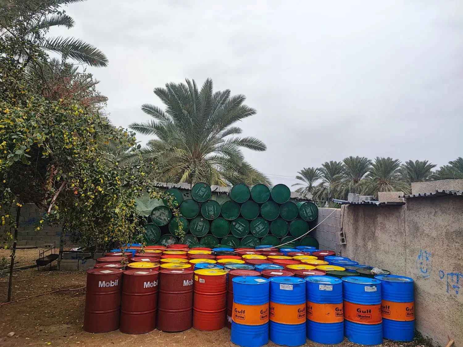 بشکه پلاستیکی و فلزی 220لیتری الوار تخته دوسه|عمدهفروشی|جم, |دیوار