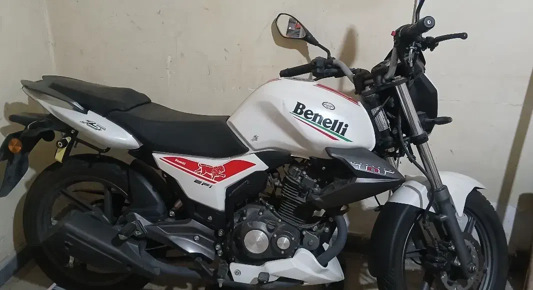 بنلی ۱۵۰ سفید|موتورسیکلت|مشکین‌دشت, |دیوار