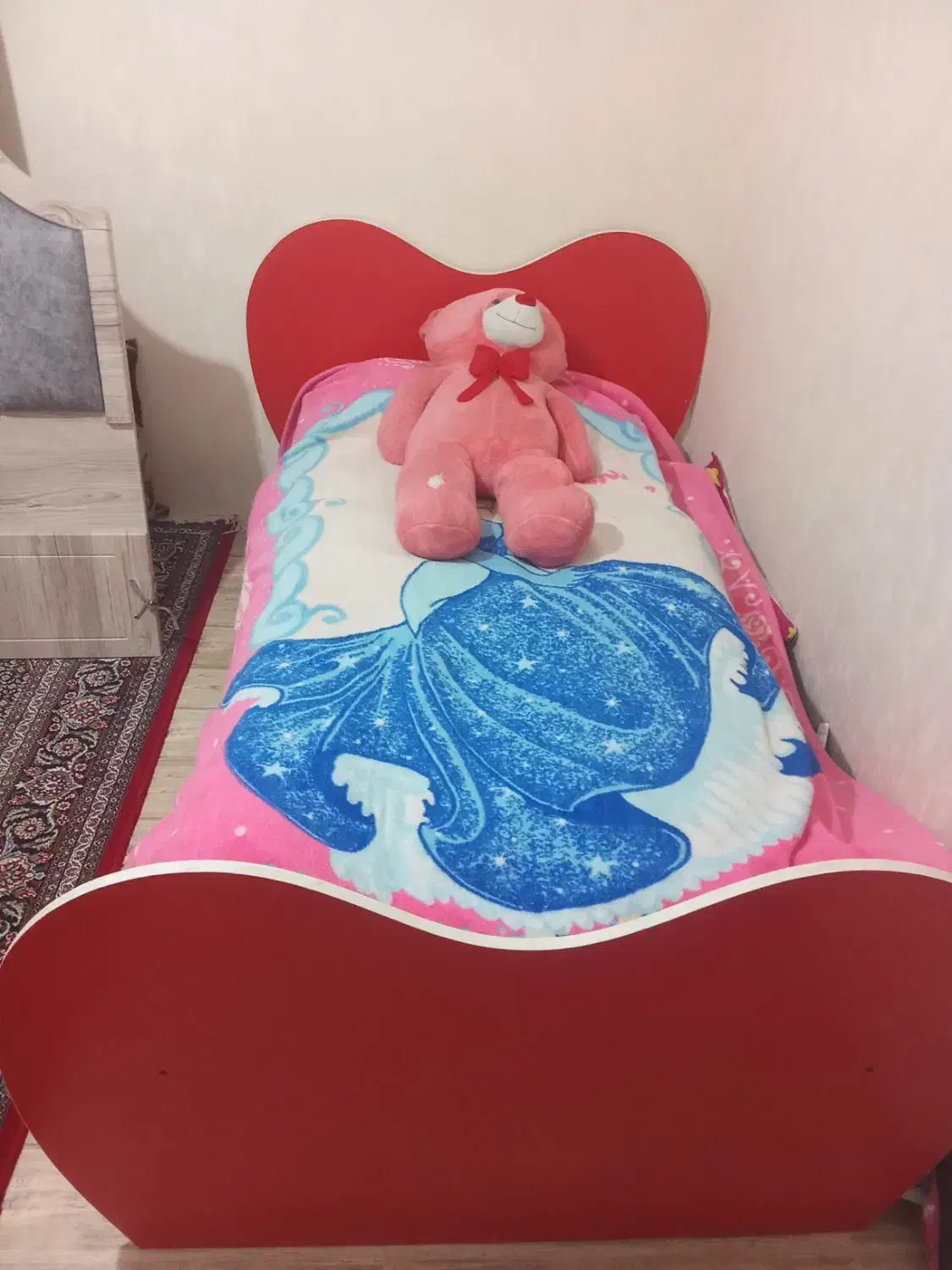 وسایل خانگی|تخت و صندلی بچه|ثمرین, |دیوار