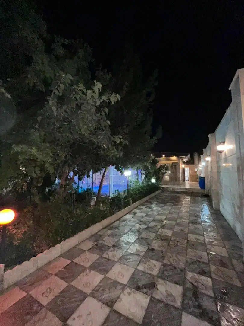 اجاره روزانه باغ ویلا استخردار مستقیم مالک|اجارهٔ کوتاه‌مدت ویلا و باغ|شهریار, کردزار|دیوار