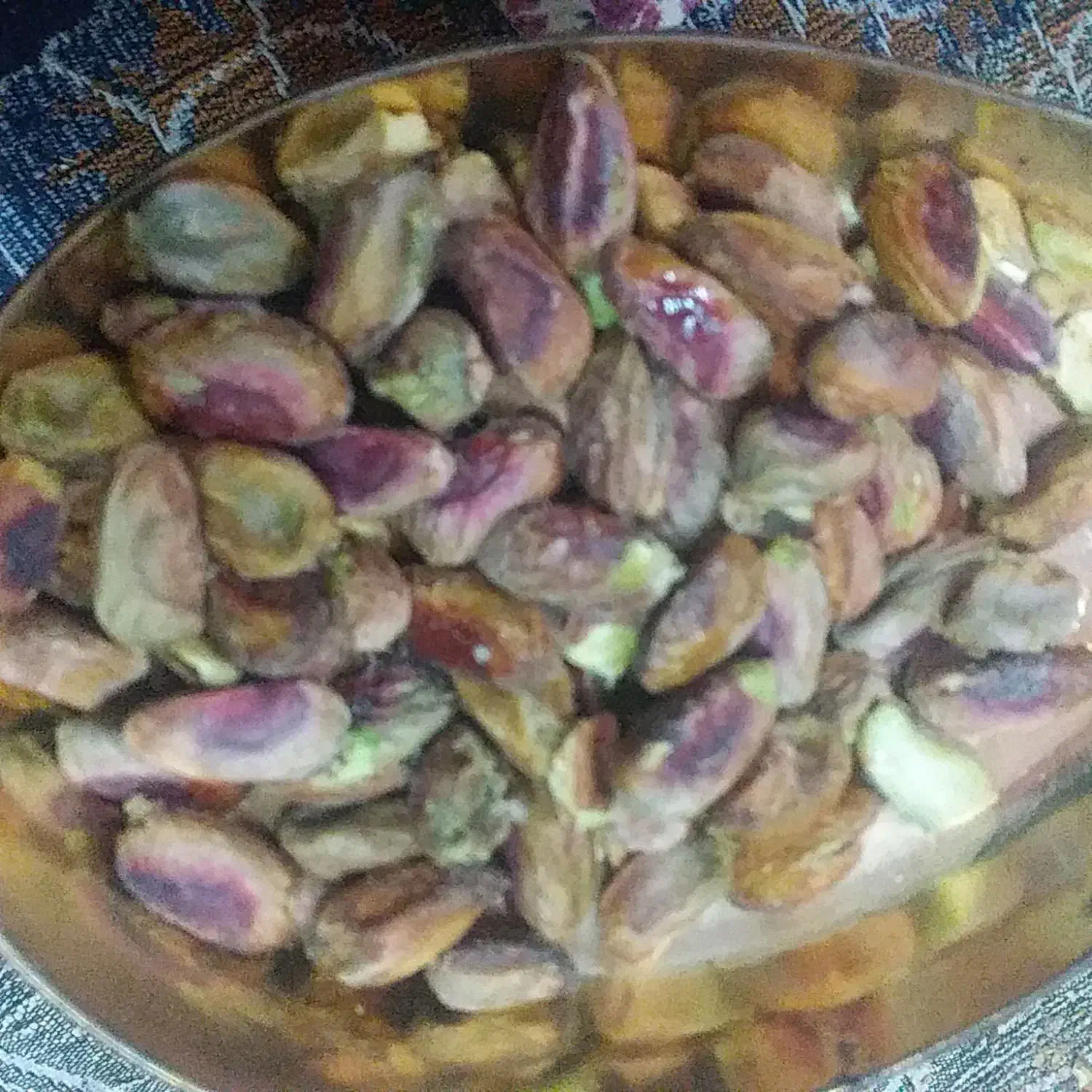 مغز پسته ی شور (درسته و نصفه)|خوردنی و آشامیدنی|قم, کیوانفر|دیوار