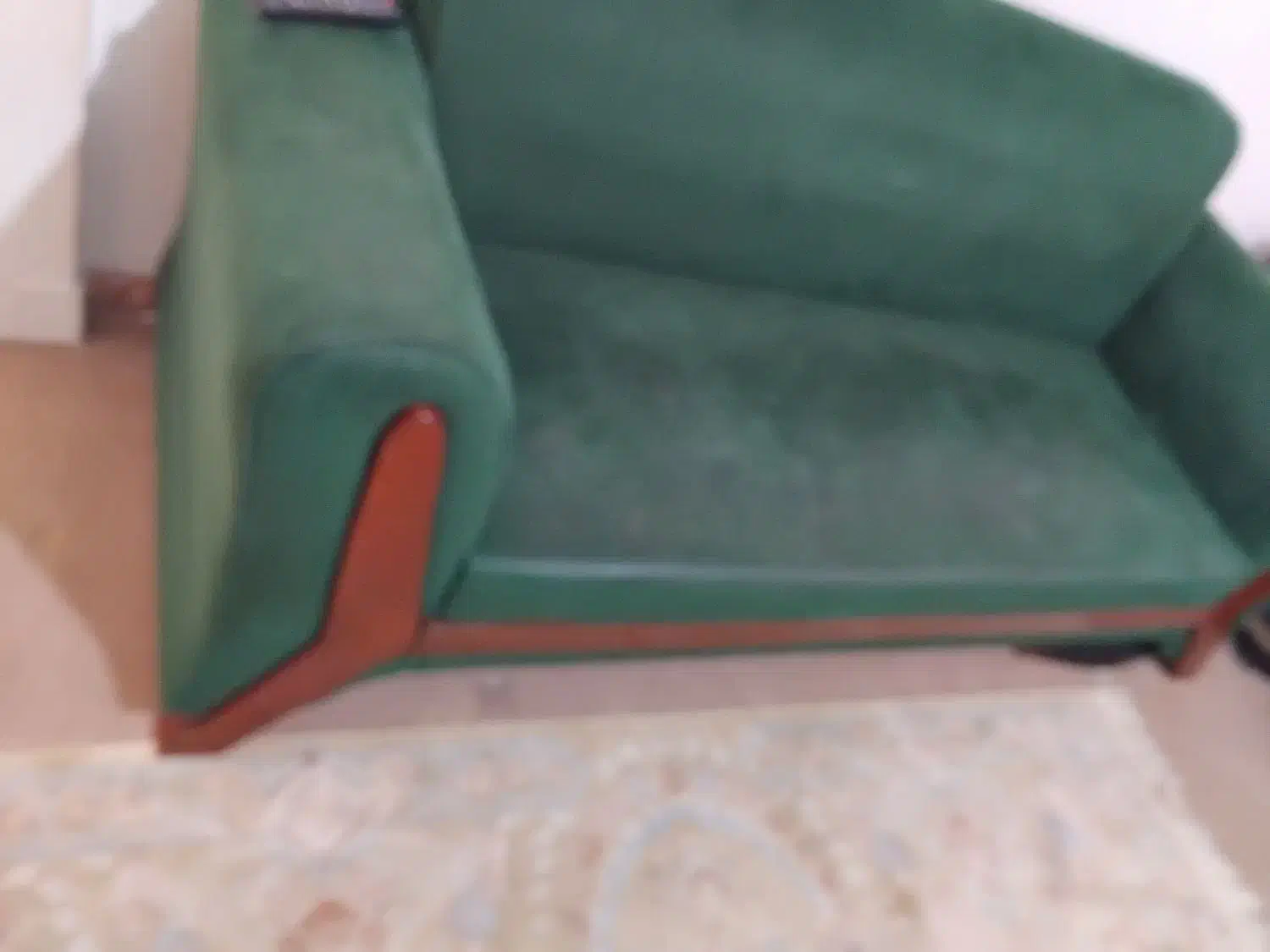 معلممان چوبی|صندلی و نیمکت|ساری, |دیوار