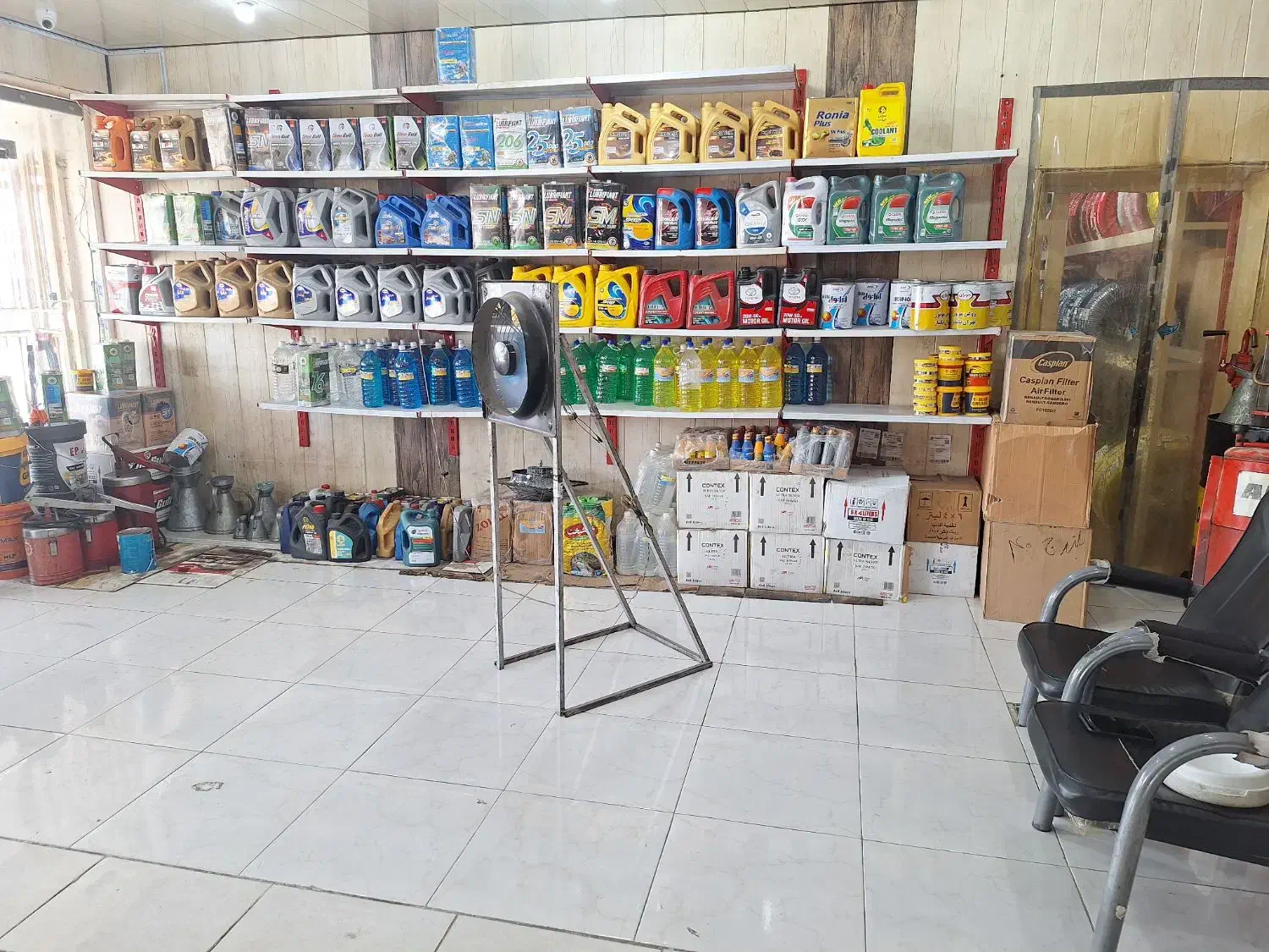 نیازمند شاگرد برای مغازه اپاراتی تعویض روغن|استخدام صنعتی، فنی، مهندسی|درگهان, |دیوار