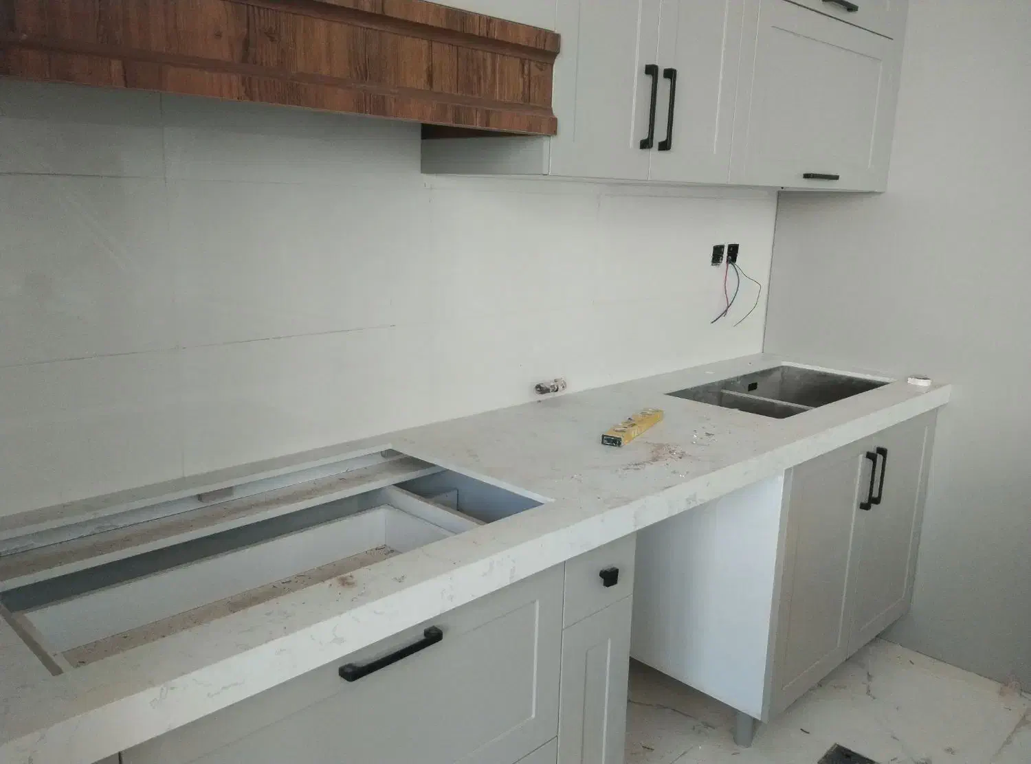 کاشی وسرامیک|خدمات پیشه و مهارت|بندرعباس, |دیوار