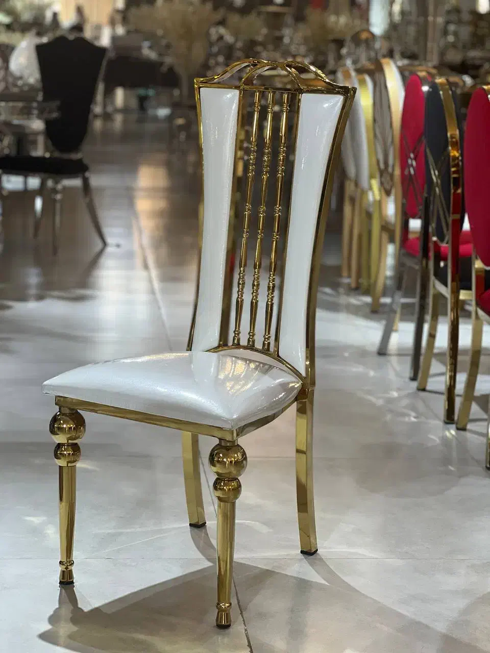 صندلیvipابکاری طلایی/تالار رستوران|عمده‌فروشی|قائم‌شهر, |دیوار