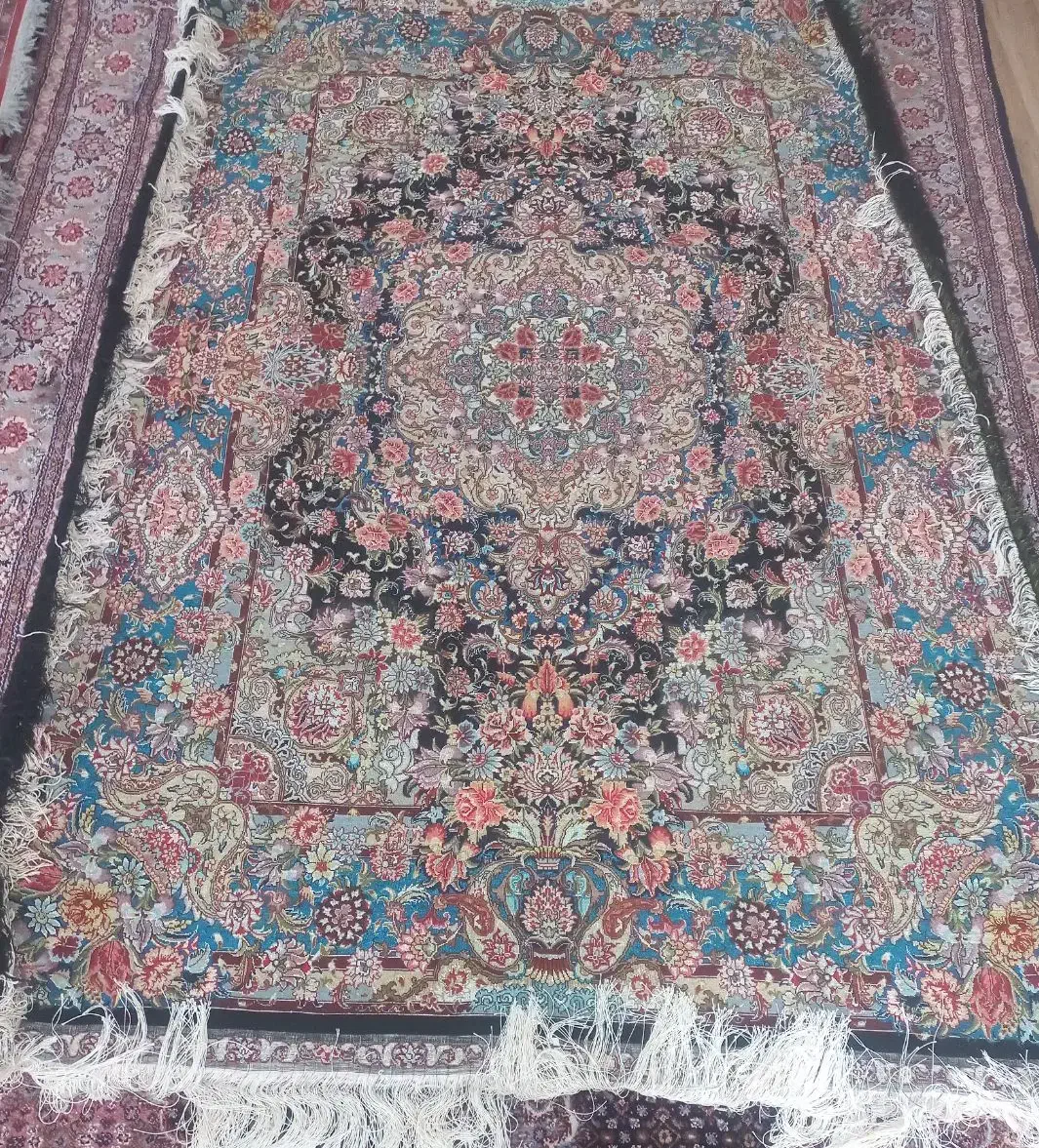 فرش دستباف سالاری|فرش|اردبیل, |دیوار