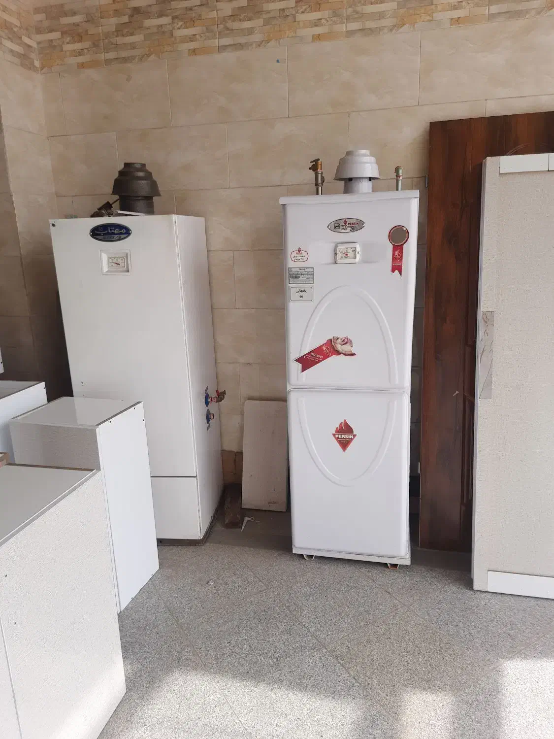 آبگرمکن یخچالی درحدنو|آبگرمکن، پکیج، شوفاژ|تیکمه داش, |دیوار