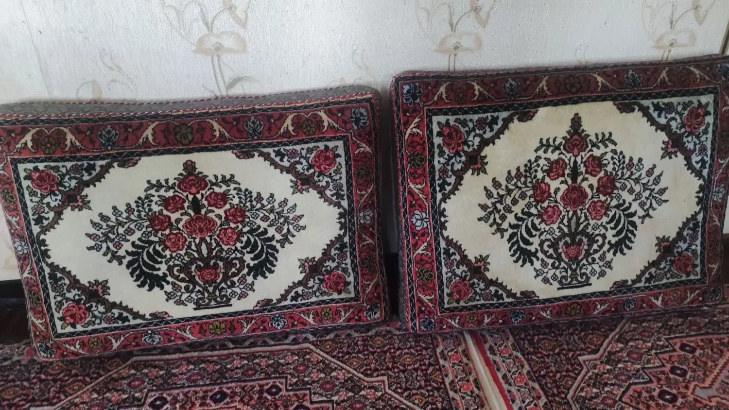 فروش پشتی دست باف|پشتی|سنندج, |دیوار