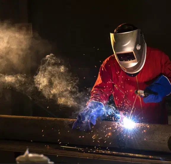 جوشکاری سیار و خرده کاری و نصب قفسه|خدمات پیشه و مهارت|بوشهر, |دیوار