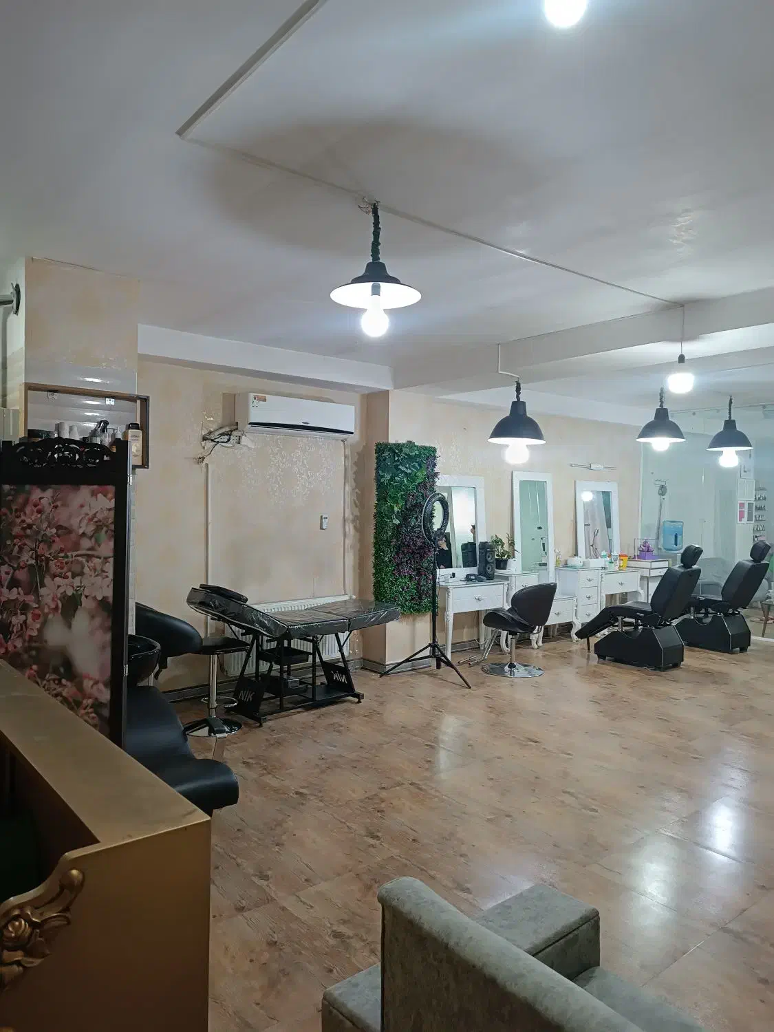 واحد ۹۴ متری اداری سند دار بختیاری محمد شهر|فروش دفتر کار، اتاق اداری، مطب|محمدشهر, محمدشهر|دیوار