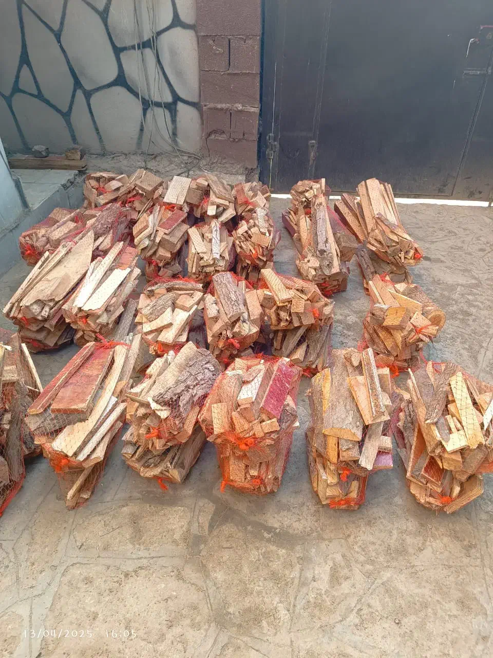 چوب،هیزم،زغال،|خدمات باغبانی و درختکاری|گلبهار, شهر جدید گلبهار|دیوار