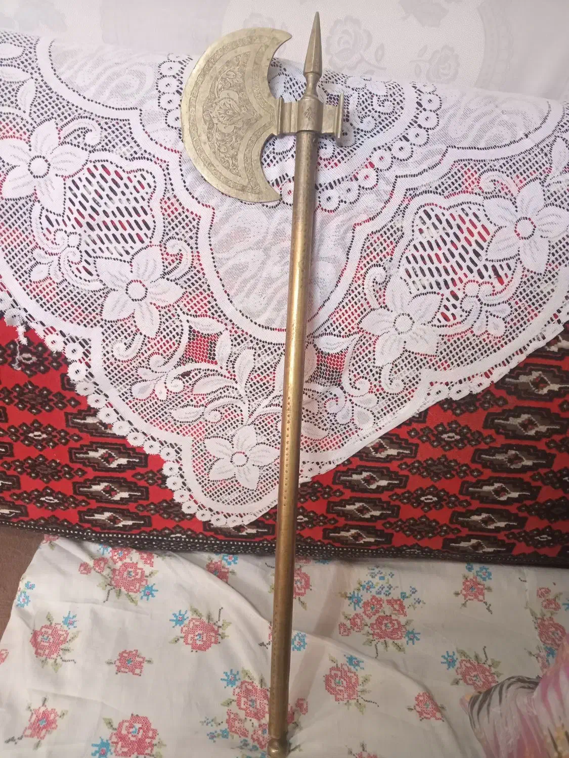 تبر برنجی قلم کاری قدیمی|کلکسیون اشیاء عتیقه|ابریشم, |دیوار