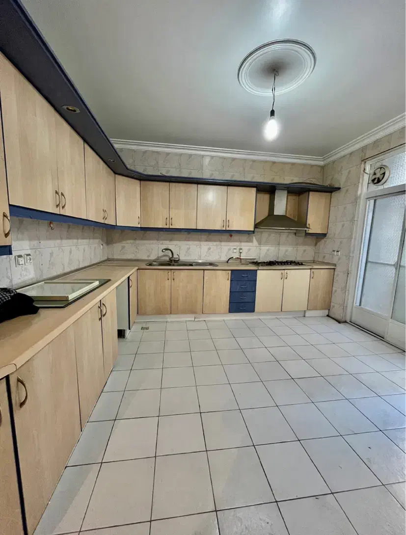 اجاره آپارتمان تاپ لوکیشن دنج دروس۱۵۰متر/۳ خواب